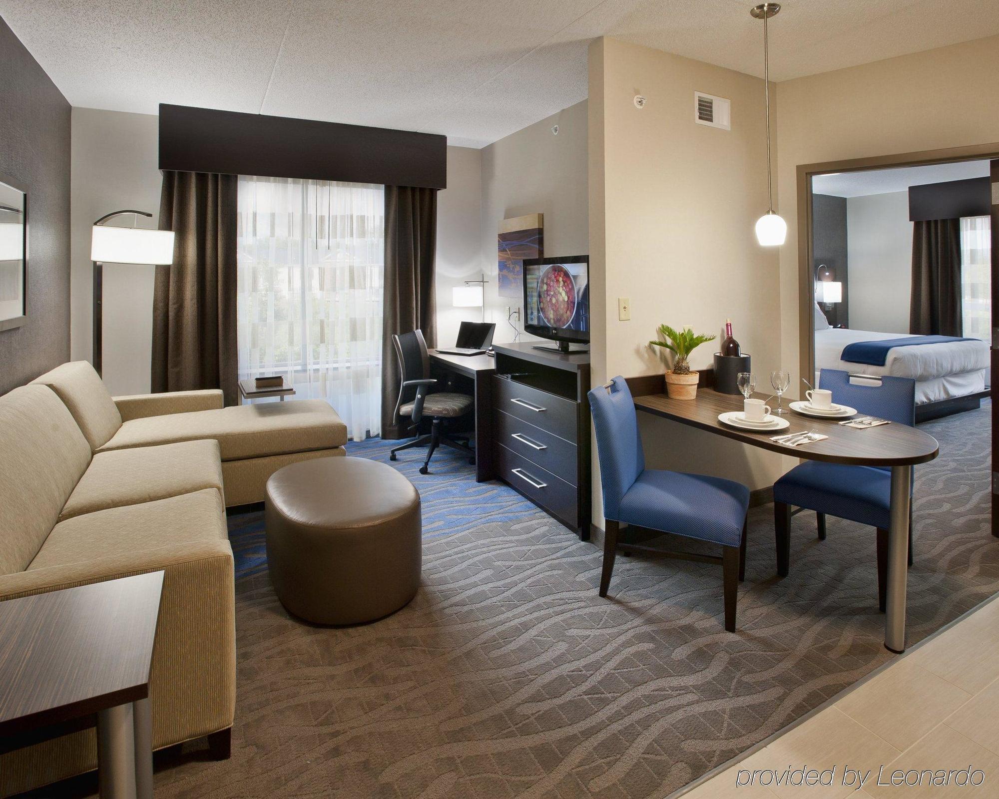 Holiday Inn Express & Suites Dayton South - I-675 By Ihg Shanersville Habitación foto