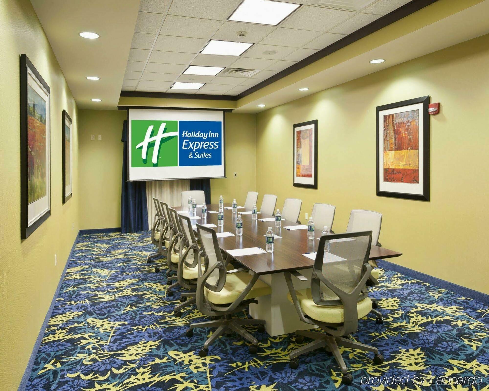 Holiday Inn Express & Suites Dayton South - I-675 By Ihg Shanersville Facilidades foto